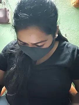 Snapshot of Liyaa_24 chatting on February 2, 2026, 8:46 am Liyaa 24 online show from February 2, 2026, 8:46 am