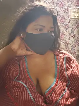 Snapshot of Liyaa_24 chatting on June 2, 2026, 5:57 pm Liyaa 24 online show from June 2, 2026, 5:57 pm