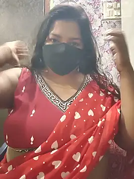 Snapshot of Liyaa_24 chatting on May 27, 2026, 4:47 pm Liyaa 24 online show from May 27, 2026, 4:47 pm