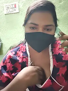 Snapshot of Liyaa_24 chatting on February 16, 2026, 11:09 am Liyaa 24 online show from February 16, 2026, 11:09 am