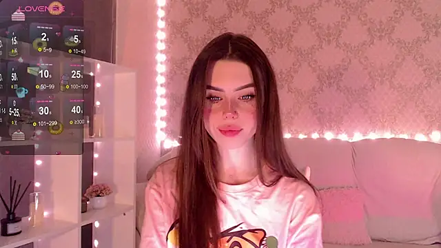 HolyMiax online show from October 23, 2025, 3:49 am