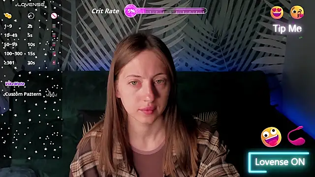 Snapshot of ChristyCrayme chatting on May 27, 2026, 10:06 pm ChristyCrayme online show from May 27, 2026, 10:06 pm