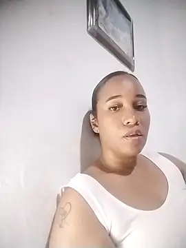 Snapshot of EbonyHorrny chatting on February 22, 2026, 4:04 am EbonyHorrny online show from February 22, 2026, 4:04 am