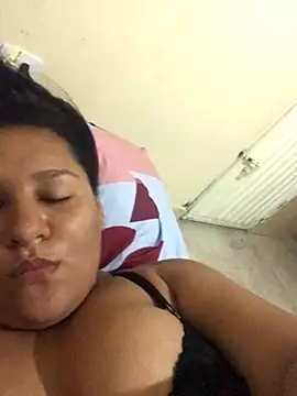 Anaispaola online show from November 27, 2025, 11:38 pm