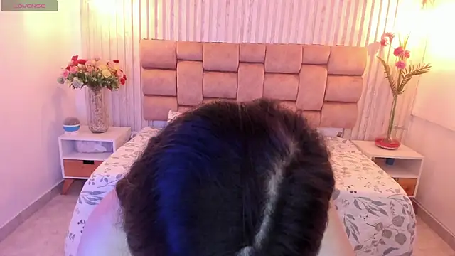 Gina25 online show from September 19, 2025, 10:52 am