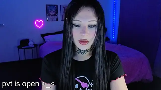 your little eva online show from September 22, 2025, 8:59 pm