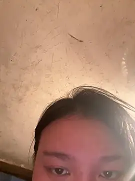 chenyu0308 online show from October 11, 2025, 11:44 am