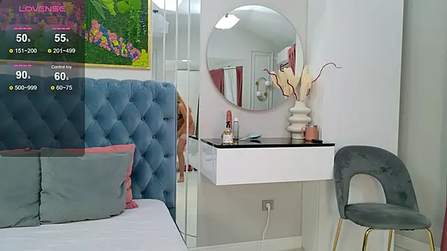 Snapshot of SiennaPierce chatting on September 28, 2025, 3:57 am SiennaPierce online show from September 28, 2025, 3:57 am