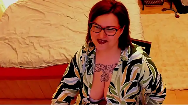 Squirt Kimm online show from April 5, 2026, 7:53 pm