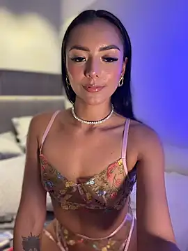 im-isabella online show from April 18, 2026, 7:07 pm