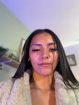 Snapshot of im-isabella chatting on May 8, 2026, 8:12 pm im-isabella online show from May 8, 2026, 8:12 pm