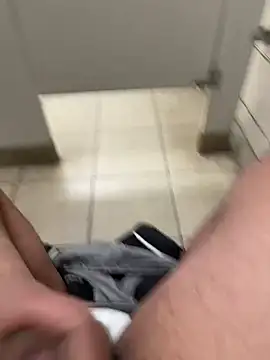 Snapshot of TarunX124 chatting on October 9, 2025, 1:55 pm TarunX124 online show from October 9, 2025, 1:55 pm