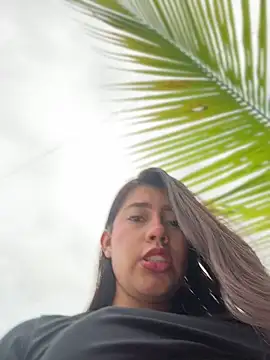 sara calderon online show from June 6, 2026, 11:26 am