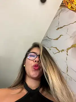 sara calderon online show from September 9, 2025, 1:20 pm