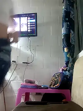 rose-crystal online show from April 1, 2026, 12:13 am