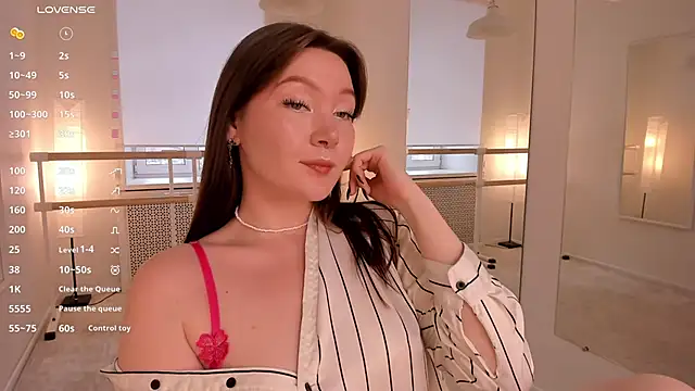 Ash Hasmy online show from October 4, 2025, 12:28 pm