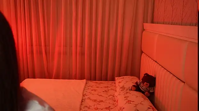 Snapshot of LiaGotti chatting on May 1, 2026, 7:08 pm LiaGotti online show from May 1, 2026, 7:08 pm