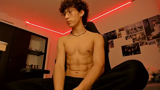 velvet skyn online show from October 22, 2025, 4:34 am