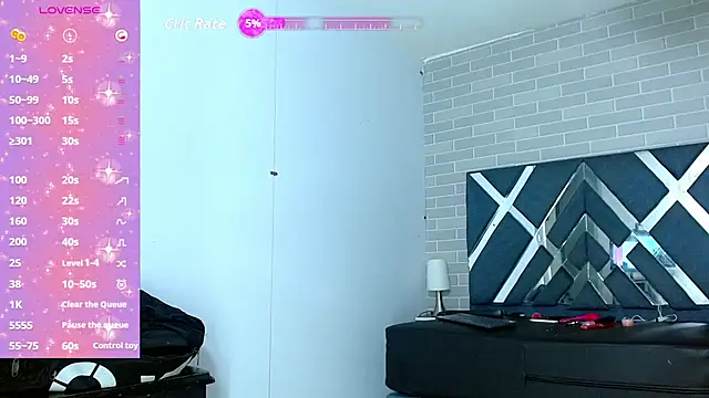 Snapshot of Raven_Doll19 chatting on September 13, 2025, 4:23 am Raven Doll19 online show from September 13, 2025, 4:23 am