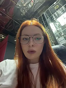 Snapshot of Dari_Toy_ chatting on July 15, 2026, 7:37 am Dari Toy online show from July 15, 2026, 7:37 am