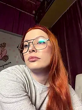 Snapshot of Dari_Toy_ chatting on July 6, 2026, 3:35 am Dari Toy online show from July 6, 2026, 3:35 am