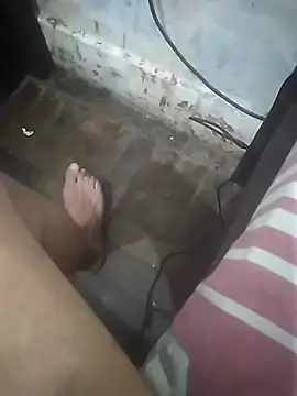 GuilhermeYuree online show from November 19, 2025, 6:57 am