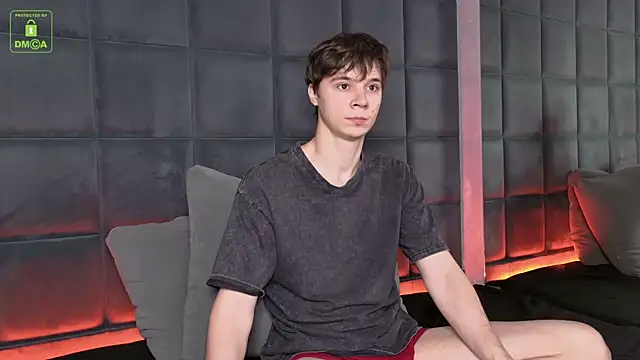 AnthonyHall online show from November 7, 2025, 4:28 am