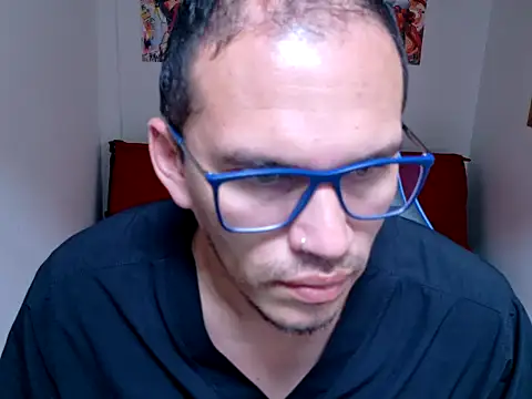 Snapshot of DOBLEWYOSK69G chatting on March 4, 2026, 4:37 pm DOBLEWYOSK69G online show from March 4, 2026, 4:37 pm