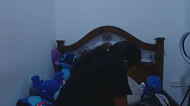 Aria Arthur online show from October 6, 2025, 11:22 am