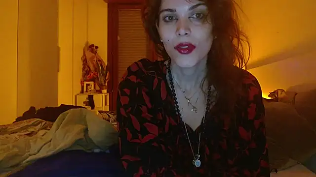 refem9 online show from November 11, 2025, 5:41 pm