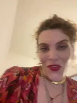 Snapshot of refem9 chatting on July 13, 2026, 2:49 pm refem9 online show from July 13, 2026, 2:49 pm