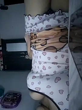 inezp online show from October 1, 2025, 4:17 am