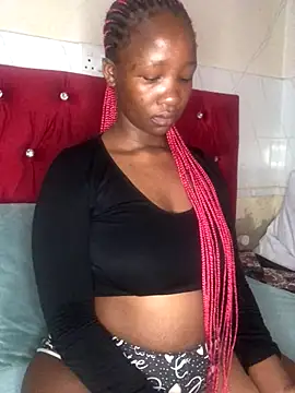 MissREAHx online show from September 9, 2025, 12:03 pm