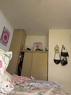 Becca Johnson u online show from January 14, 2026, 2:26 am