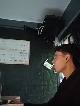 jacobs shelby online show from September 30, 2025, 1:39 pm