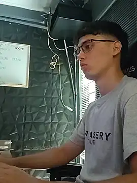 jacobs shelby online show from November 17, 2025, 2:21 pm