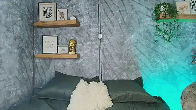 ashlycarteer online show from March 6, 2026, 2:17 am