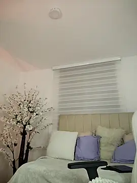 David tatto1 online show from September 23, 2025, 1:56 am