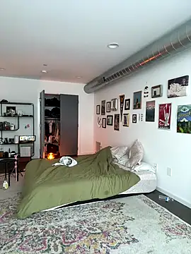 seeunexttuesday online show from October 8, 2025, 9:48 pm