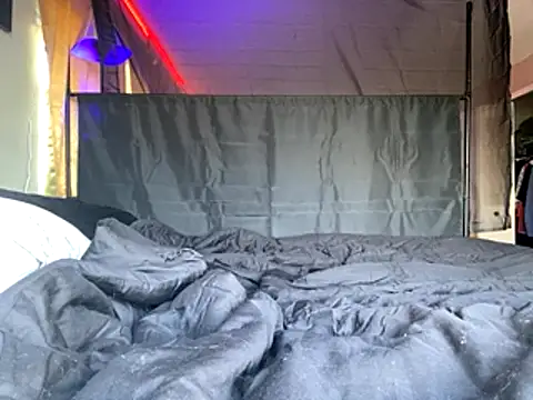 lilthicky352 online show from November 5, 2025, 8:45 pm