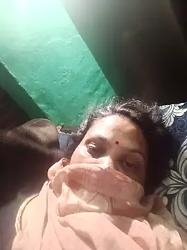 Snapshot of SHWETA1180 chatting on November 12, 2025, 5:50 pm SHWETA1180 online show from November 12, 2025, 5:50 pm