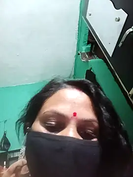 Snapshot of SHWETA1180 chatting on January 5, 2026, 5:49 pm SHWETA1180 online show from January 5, 2026, 5:49 pm