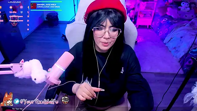 AlyssaRomanova online show from November 10, 2025, 3:00 am