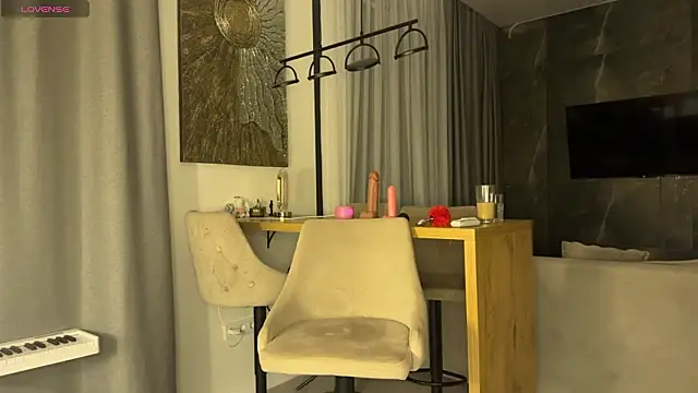 Sexy Katze online show from March 26, 2026, 9:02 pm