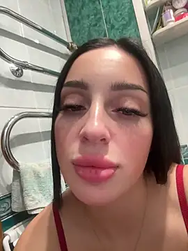 Snapshot of Soft_Pleasure chatting on November 18, 2025, 7:50 pm Soft Pleasure online show from November 18, 2025, 7:50 pm