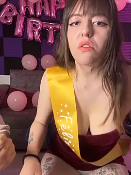 Snapshot of antonelaXantonysex chatting on February 4, 2026, 6:14 pm antonelaXantonysex online show from February 4, 2026, 6:14 pm