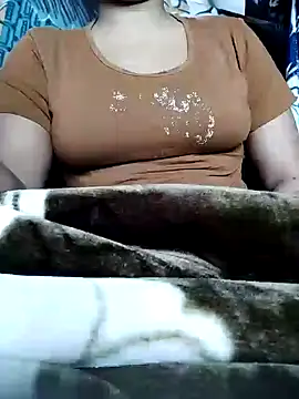 monalisa639536 online show from January 18, 2026, 6:11 pm