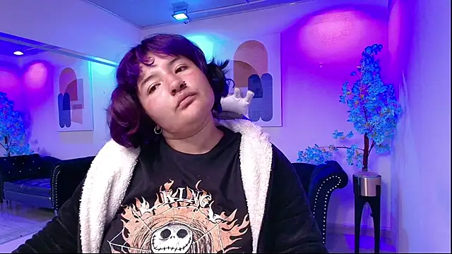 Ritsuka berry online show from November 26, 2025, 3:39 am