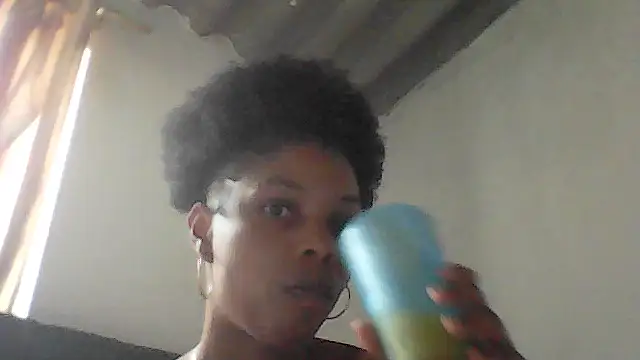 Snapshot of Goddess_Brenda chatting on March 19, 2026, 5:02 pm Goddess Brenda online show from March 19, 2026, 5:02 pm
