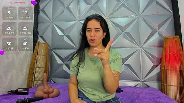 GreciaFox1 online show from November 26, 2025, 11:21 am